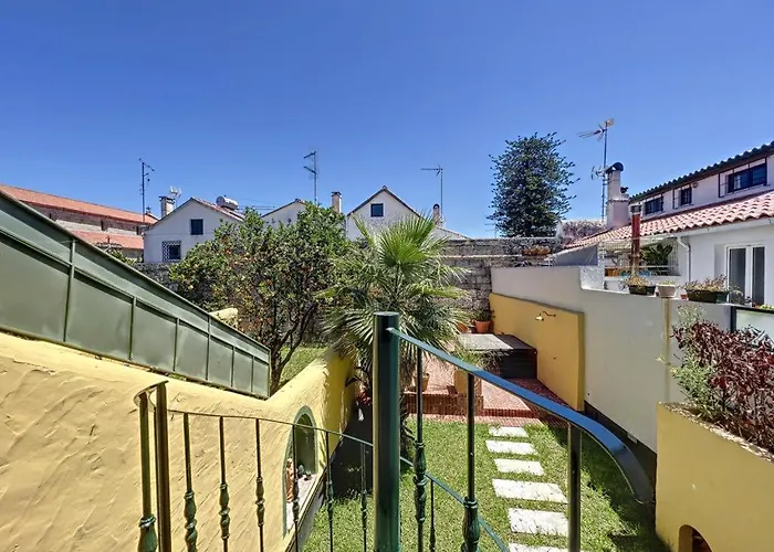 Murailles & Jacuzzi Villa